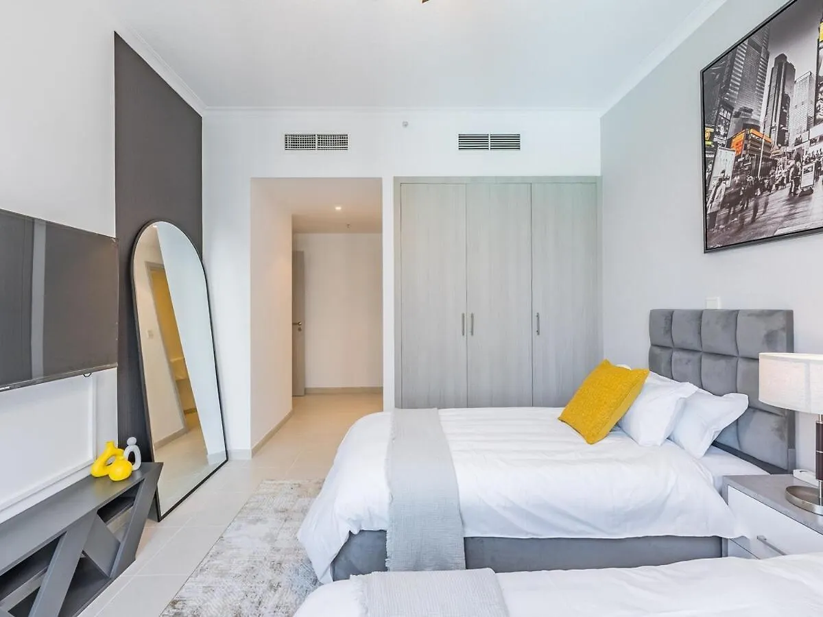 Lägenhet The New York Condo Dubai Förenade Arabemiraten
